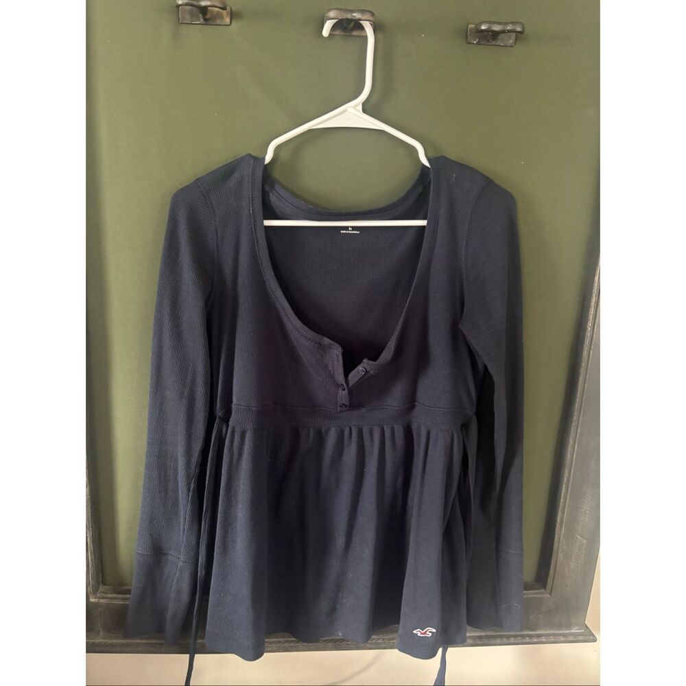 Hollister Navy tie back babydoll top size medium